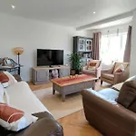 5 Bedroom Beautiful In 펜션 베스텐데-바트