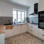 5 Bedroom Beautiful In