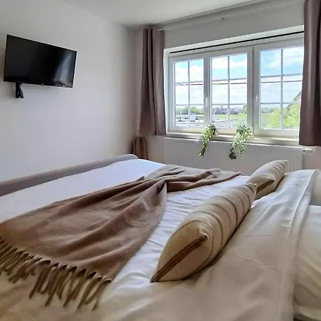 5 Bedroom Beautiful In Westende-Bad