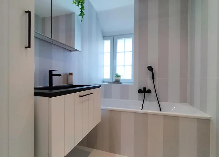 Vakantiehuis 5 Bedroom Beautiful In